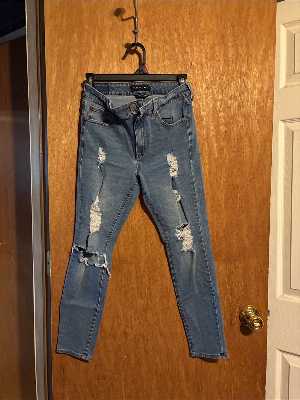 Aeropostale Distressed Blue Women’s Skinny Jeans